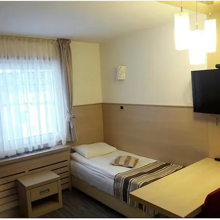 Konaci Angella 126 *